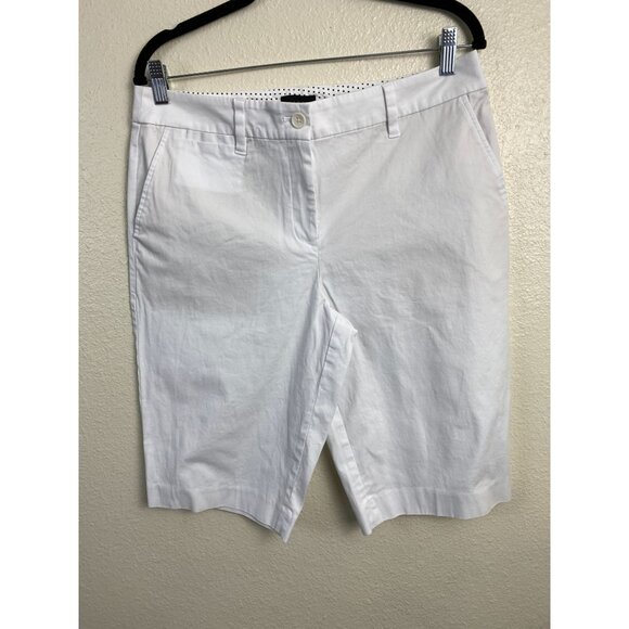 Talbots Pants - Tabots Bermuda 13" White Perfect Shorts Women size 8 Capsule Classic Vacation Co